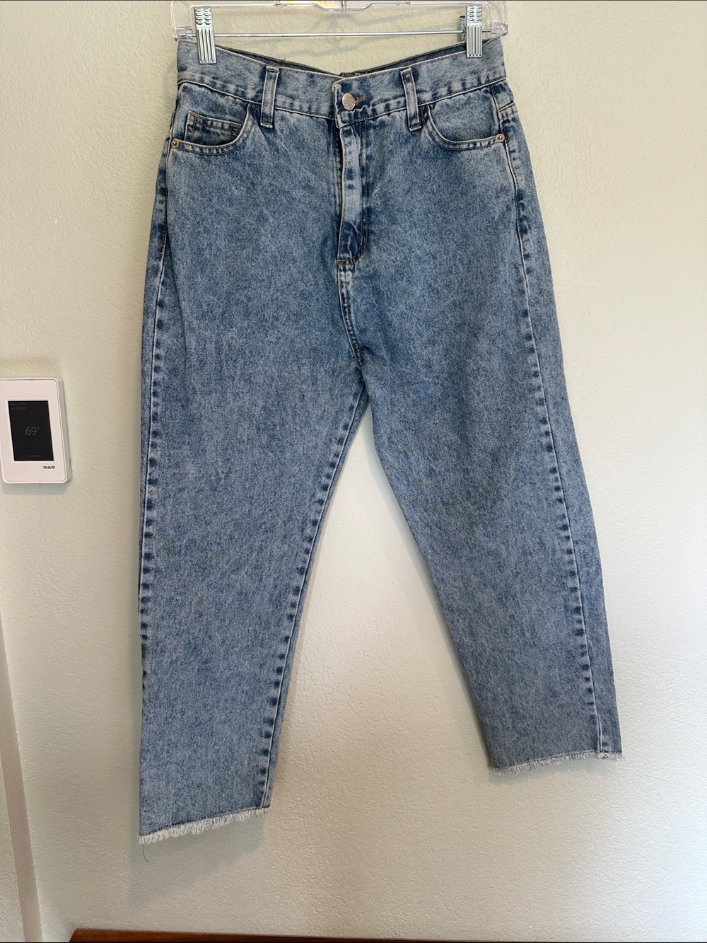 Chipre High-Waist Acid Wash Mom Jeans - Light Blue